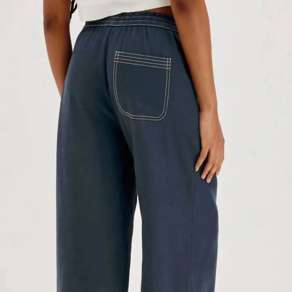 Navy Wide Leg Pants With Rope Drawstring and Contrast Stitching - Picture 3 of 6